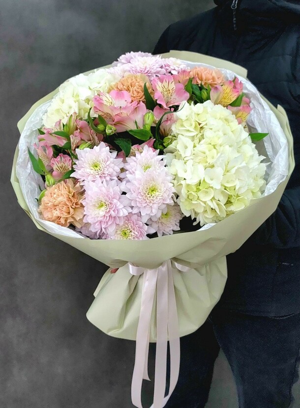 Букет нежность, артикул F1420822 - 4959 рублей, доставка по городу. Flawery - доставка цветов