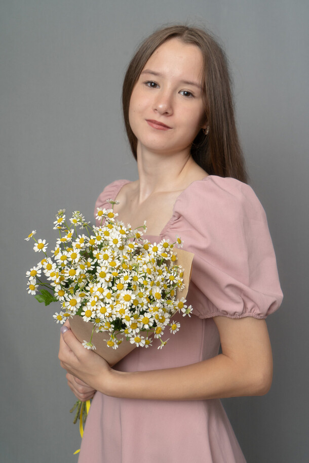 Букет из ромашек, артикул F1453894 - 3060 рублей, доставка по городу. Flawery - доставка цветов