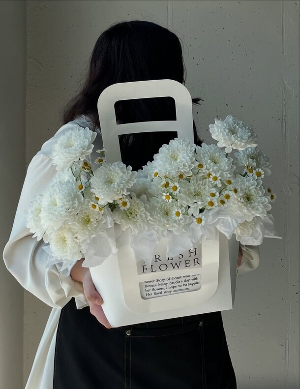 Композиция нежная, артикул F1454653 - 2500 рублей, доставка по городу. Flawery - доставка цветов