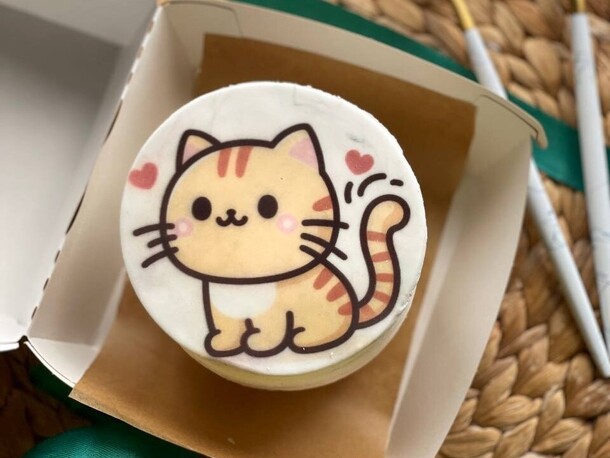 Бенто-торт котенок, артикул F1424336 - 2519 рублей, доставка по городу. Flawery - доставка цветов