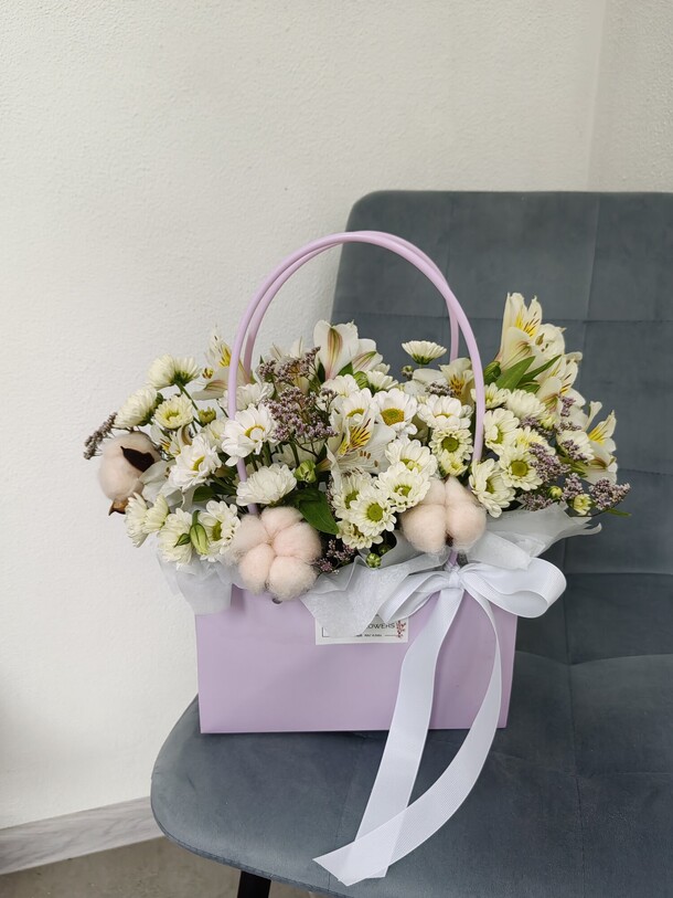 Летняя сумочка, артикул F1432993 - 2300 рублей, доставка по городу. Flawery - доставка цветов