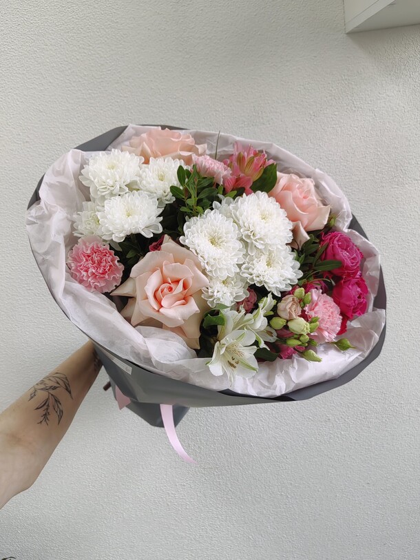 Авторский букет, артикул F1446388 - 4350 рублей, доставка по городу. Flawery - доставка цветов