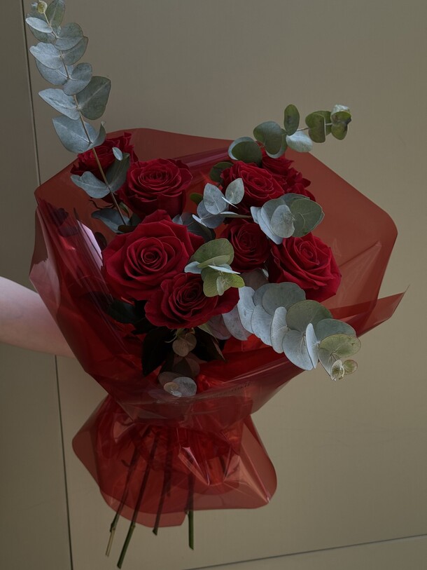 Вечная классика, артикул F1443760 - 6650 рублей, доставка по городу. Flawery - доставка цветов