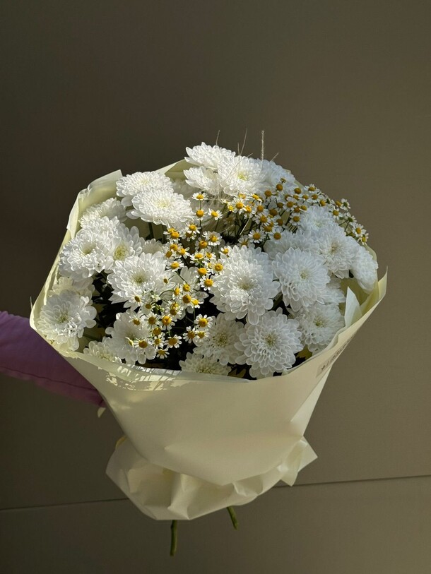 Воздушное облачко с ромашками, артикул F1447014 - 4700 рублей, доставка по городу. Flawery - доставка цветов