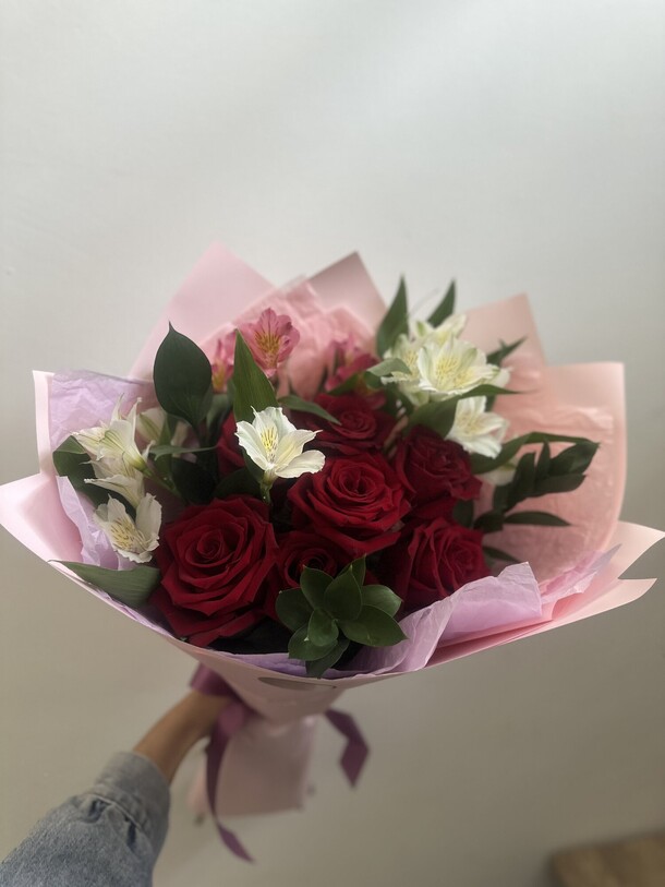 Дип перпл, артикул F1430912 - 3750 рублей, доставка по городу. Flawery - доставка цветов