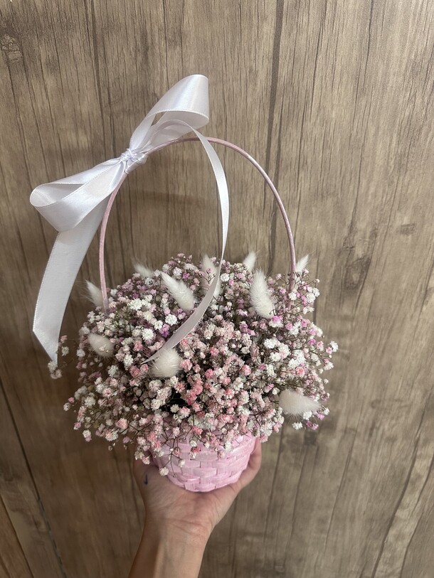 Пышная корзинка, артикул F1431646 - 1850 рублей, доставка по городу. Flawery - доставка цветов