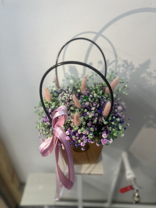 Гипсофила в сумочке, артикул F1443789 - 2300 рублей, доставка по городу. Flawery - доставка цветов