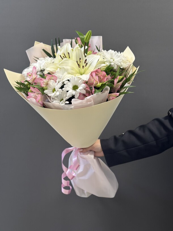 Букет «вдохновение», артикул F1432616 - 3200 рублей, доставка по городу. Flawery - доставка цветов