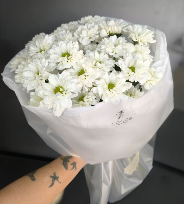 Облако ромашек, артикул F1462033 - 3267 рублей, доставка по городу. Flawery - доставка цветов