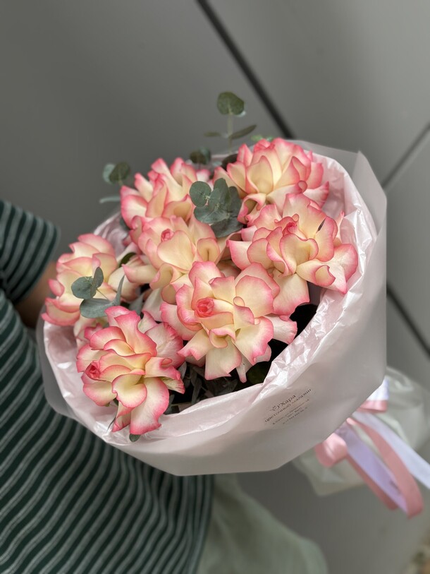 Французская роза, артикул F1436551 - 2990 рублей, доставка по городу. Flawery - доставка цветов