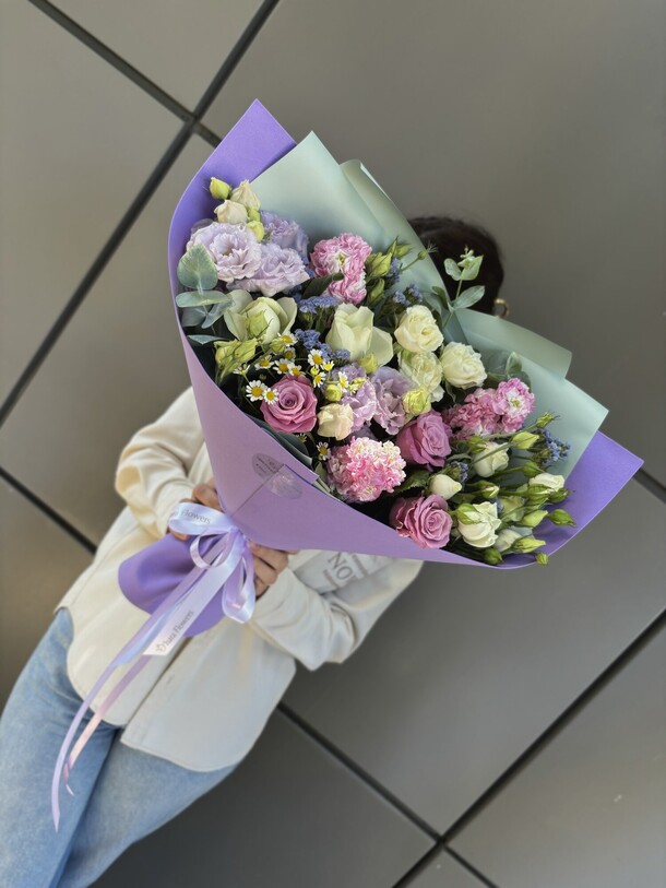 Лето в букете, артикул F1445571 - 4200 рублей, доставка по городу. Flawery - доставка цветов