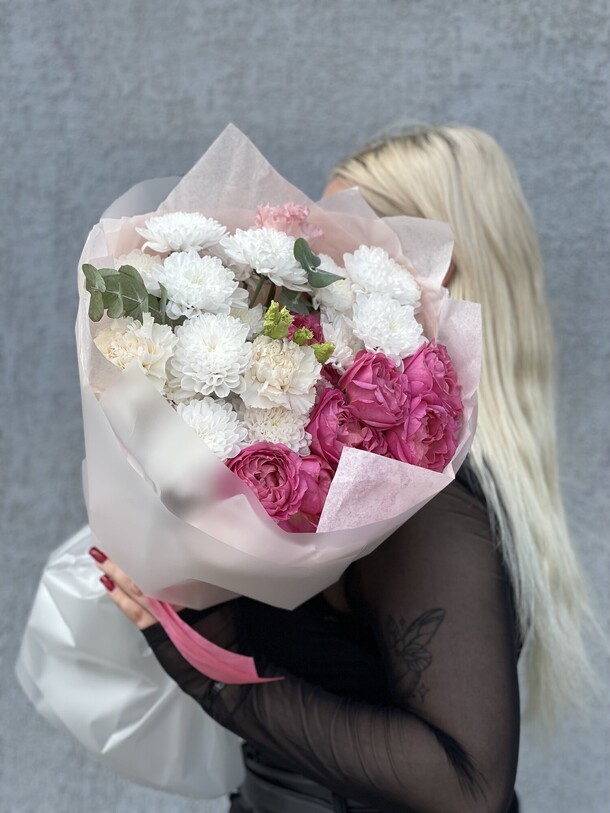 Контраст нежности, артикул F1467882 - 5590 рублей, доставка по городу. Flawery - доставка цветов