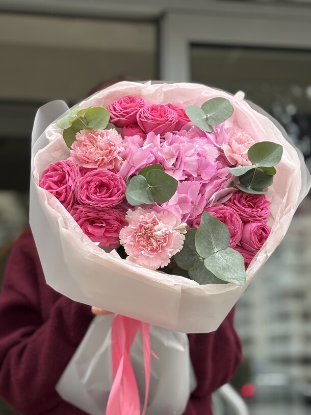 Яркий бум, артикул F1468044 - 5290 рублей, доставка по городу. Flawery - доставка цветов