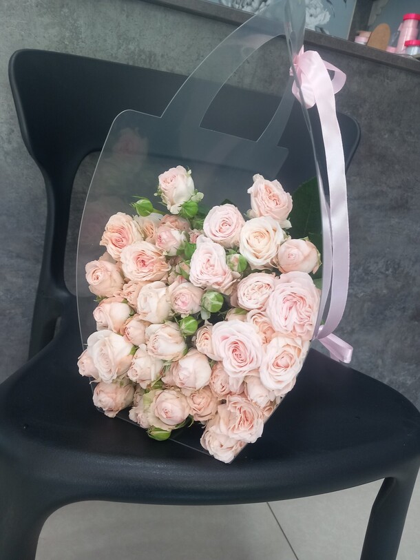 Роза кустовая, артикул F1448271 - 4000 рублей, доставка по городу. Flawery - доставка цветов