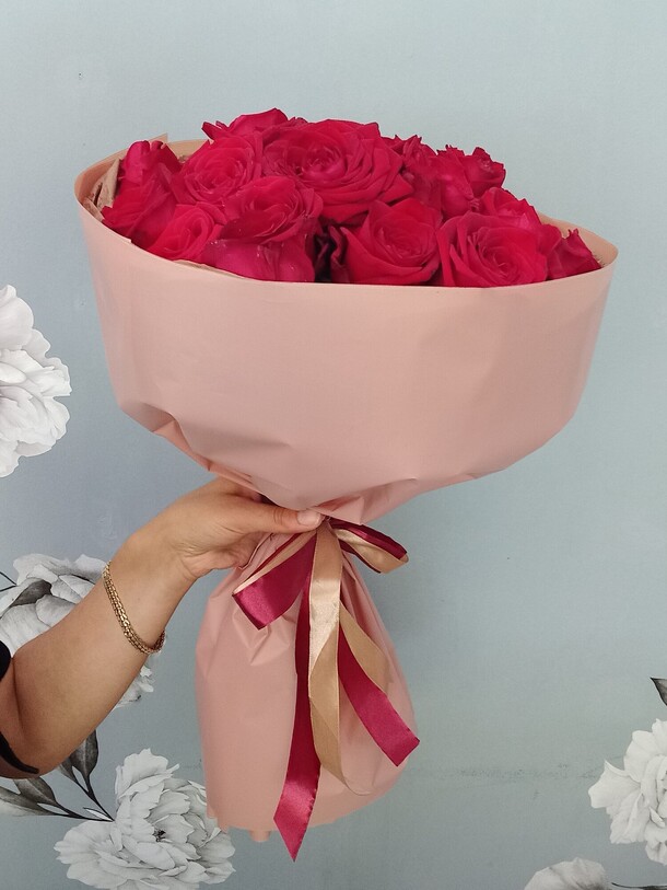 Букет из красных роз, артикул F1450874 - 3500 рублей, доставка по городу. Flawery - доставка цветов