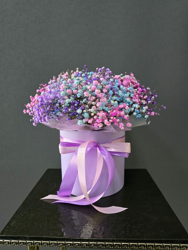 Гипсофила в коробке, артикул F1489721 - 1900 рублей, доставка по городу. Flawery - доставка цветов