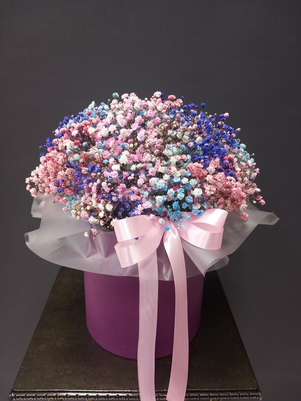 Гипсофила в коробке, артикул F1491370 - 2000 рублей, доставка по городу. Flawery - доставка цветов