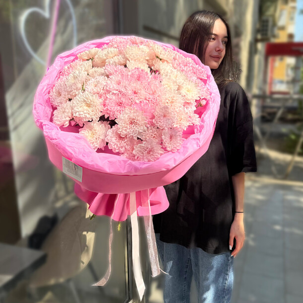 Букет гигант из premium хризантем, артикул F1455178 - 5460 рублей, доставка по городу. Flawery - доставка цветов