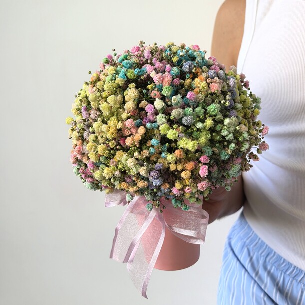 Крашеная гипсофила в стаканчике 7 шт, артикул F1448826 - 2654 рублей, доставка по городу. Flawery - доставка цветов