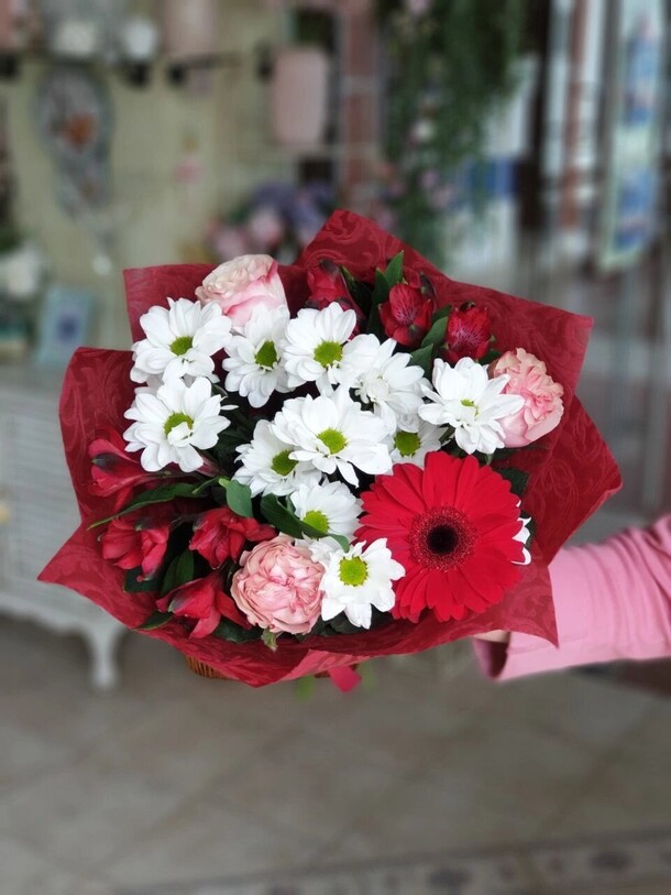 Чувства, артикул F1452477 - 5277 рублей, доставка по городу. Flawery - доставка цветов