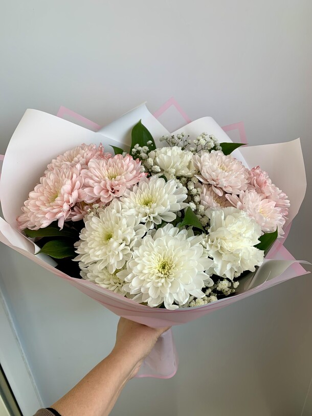 Букет «розовый рассвет», артикул F1364585 - 3700 рублей, доставка по городу. Flawery - доставка цветов