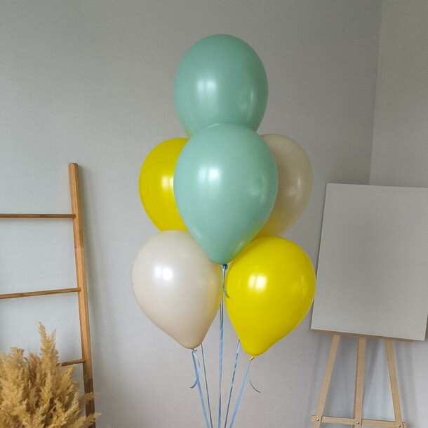 Фонтан шаров - лучик солнца, артикул F1535239 - 1740 рублей, доставка по городу. Flawery - доставка цветов