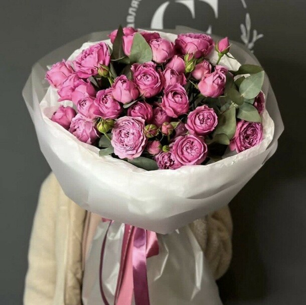 Букет первое свидание, артикул F1455989 - 9380 рублей, доставка по городу. Flawery - доставка цветов