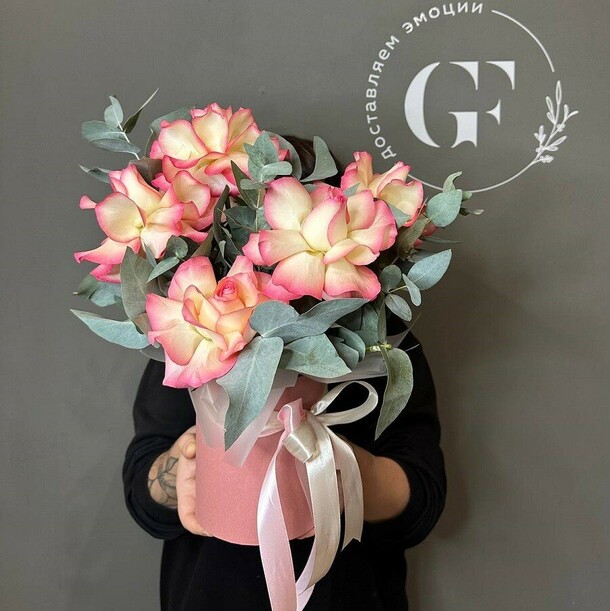 Нежные объятия, артикул F1456239 - 4135 рублей, доставка по городу. Flawery - доставка цветов