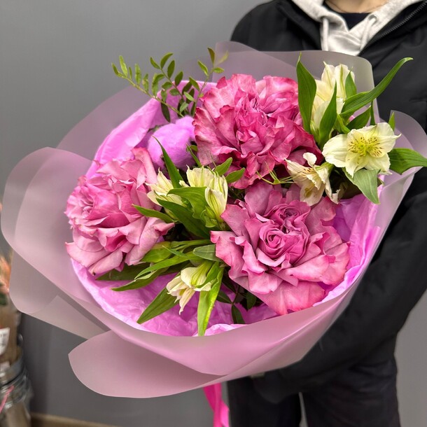 Товар 006, артикул F1323294 - 2990 рублей, доставка по городу. Flawery - доставка цветов