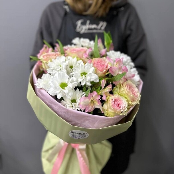 Роза и хризантема, артикул F1346118 - 4350 рублей, доставка по городу. Flawery - доставка цветов