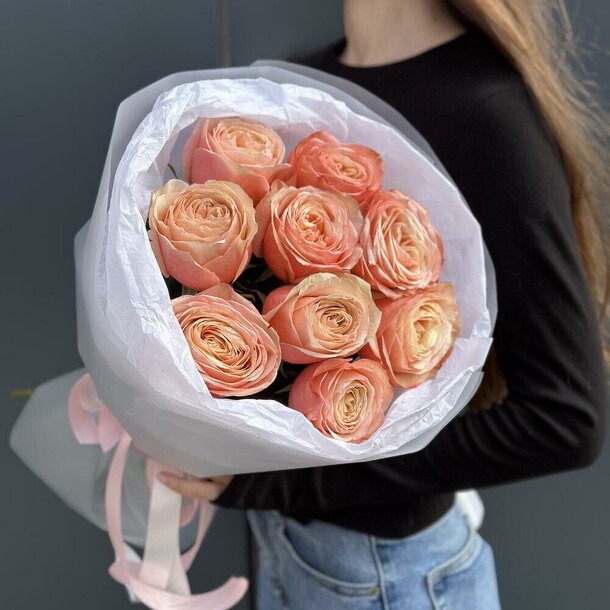 Монобукет пионовидных роз кахала, артикул F1446262 - 3518 рублей, доставка по городу. Flawery - доставка цветов