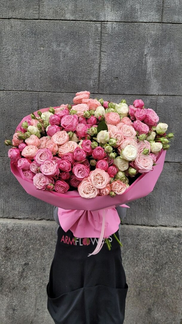 Кустовые пионовидные розы микс, артикул F1287521 - 18550 рублей, доставка по городу. Flawery - доставка цветов