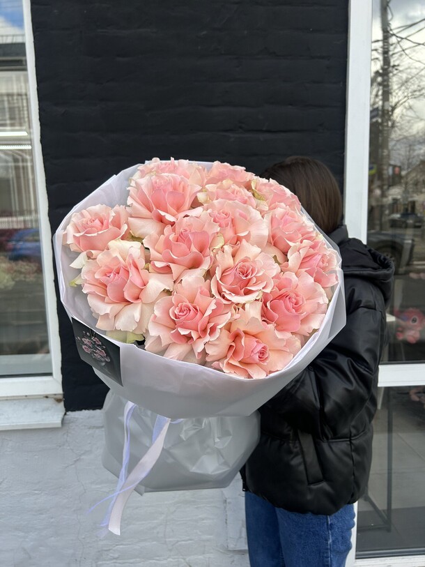 Французские розы, артикул F1245520 - 7480 рублей, доставка по городу. Flawery - доставка цветов