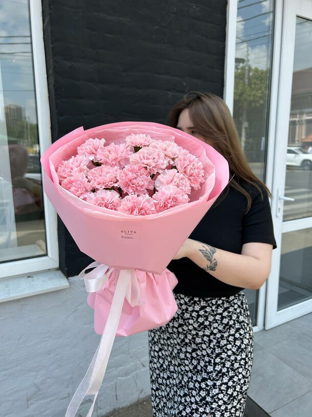 Букет из диантусов, артикул F1272700 - 3850 рублей, доставка по городу. Flawery - доставка цветов