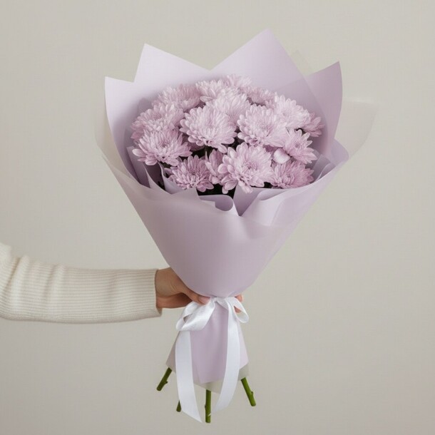 💜лавандовый букет из 5 хризантем💜, артикул F1526730 - 2590 рублей, доставка по городу. Flawery - доставка цветов