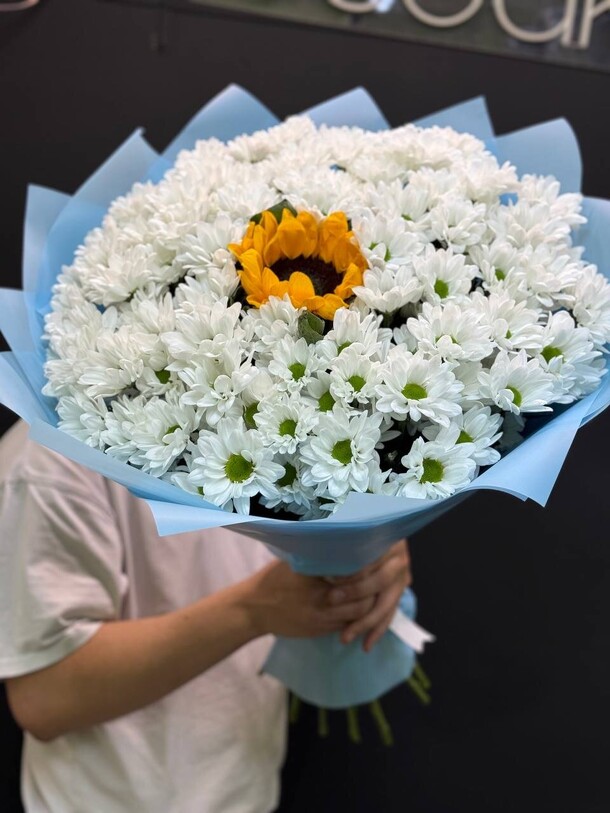 Солнышко, артикул F1495851 - 12245 рублей, доставка по городу. Flawery - доставка цветов