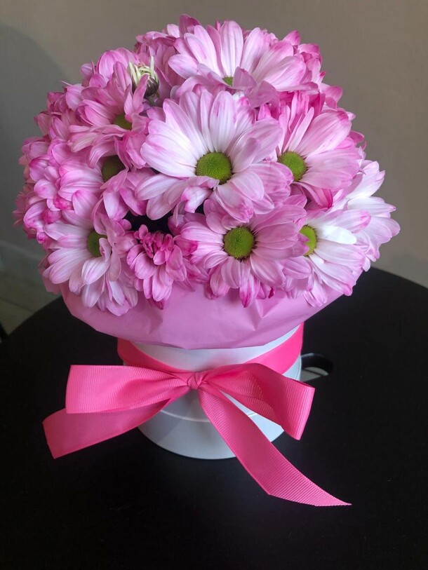 Нежно-розовая хризантема, артикул F1125368 - 2500 рублей, доставка по городу. Flawery - доставка цветов