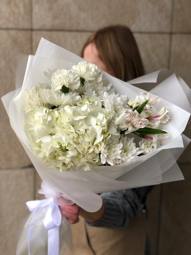 Букет для мамочки, артикул F1230480 - 4100 рублей, доставка по городу. Flawery - доставка цветов