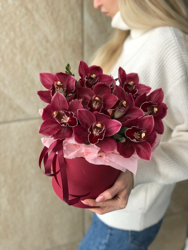 Шикарные орхидеи, артикул F1252095 - 4850 рублей, доставка по городу. Flawery - доставка цветов