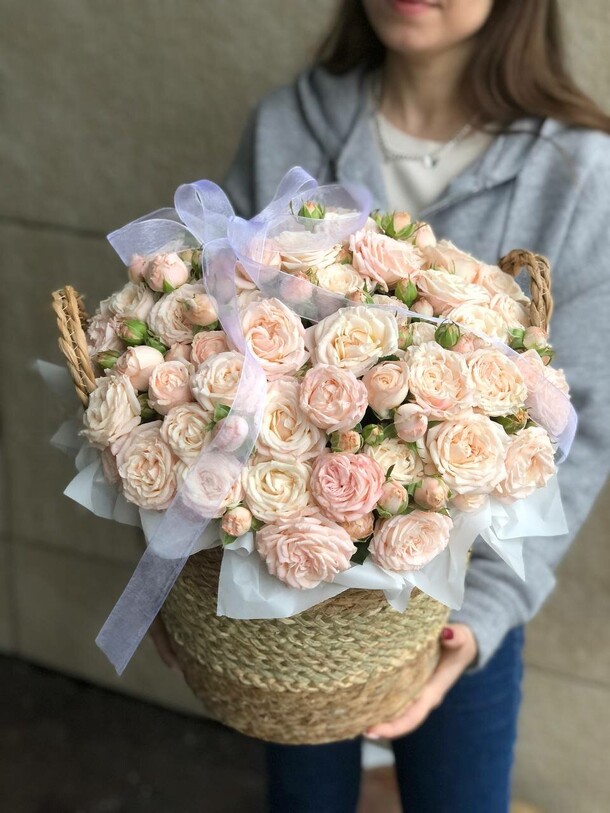 Нежно розовые бомбастики, артикул F1345587 - 20000 рублей, доставка по городу. Flawery - доставка цветов