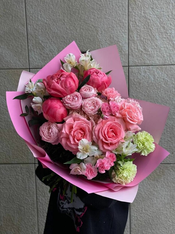 Романтичный, артикул F1345613 - 11500 рублей, доставка по городу. Flawery - доставка цветов