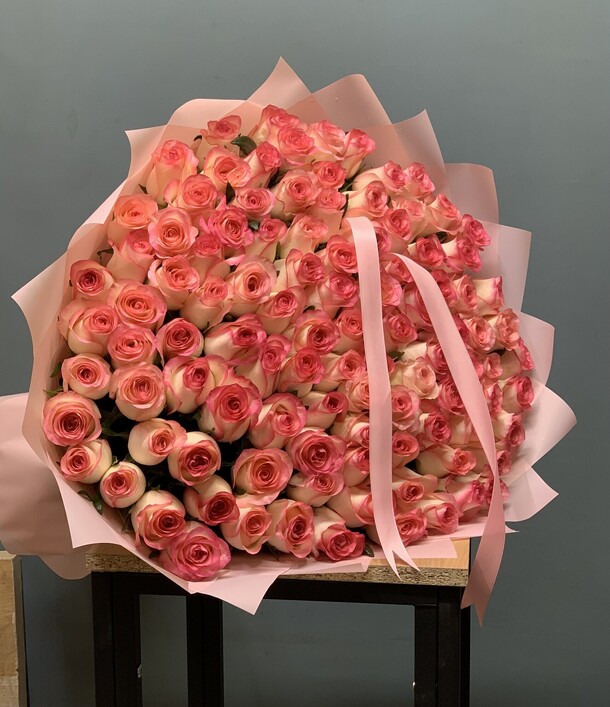 Розовые розы 101шт, артикул F1474341 - 27456 рублей, доставка по городу. Flawery - доставка цветов