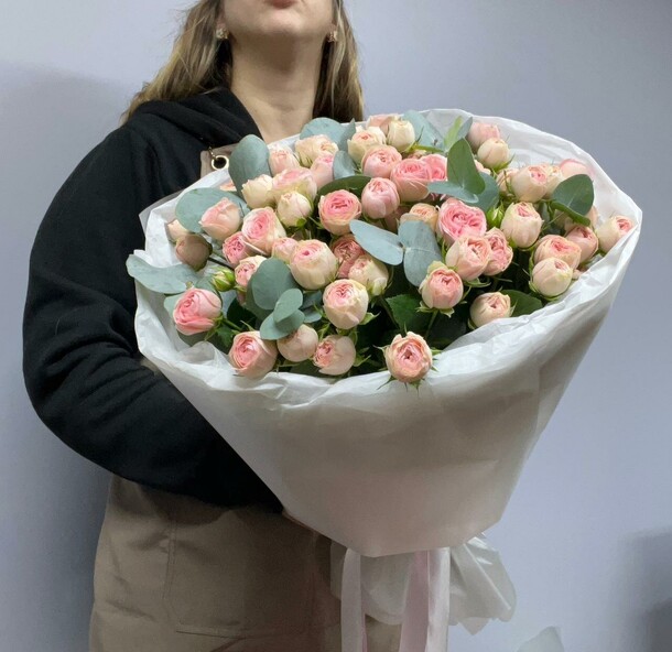 Букет кетти 19 шт эвкалипт, артикул F1488294 - 15059 рублей, доставка по городу. Flawery - доставка цветов