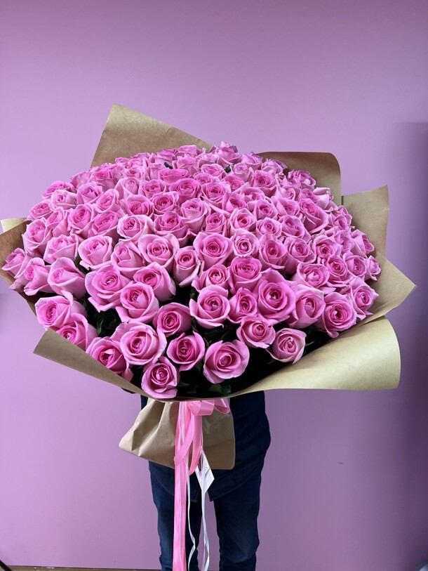 101 роза монобукет wow букет, артикул F1491953 - 35090 рублей, доставка по городу. Flawery - доставка цветов