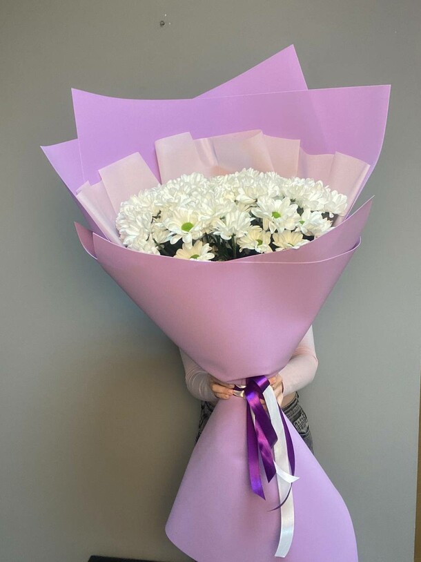 Букет из хризантем «гигант», артикул F1489608 - 3900 рублей, доставка по городу. Flawery - доставка цветов