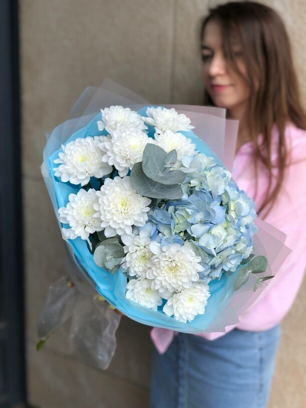 Голубые облака, артикул F1491071 - 3200 рублей, доставка по городу. Flawery - доставка цветов