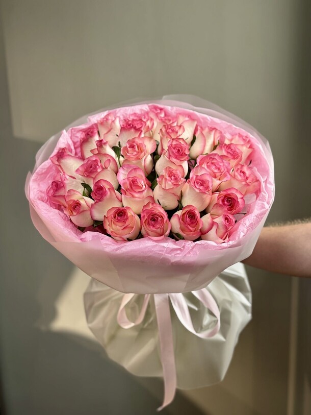 29 роз букет, артикул F1485440 - 10449 рублей, доставка по городу. Flawery - доставка цветов