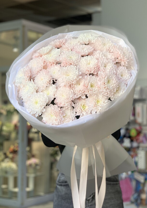 Моно букет из хризантем!, артикул F1497505 - 8250 рублей, доставка по городу. Flawery - доставка цветов