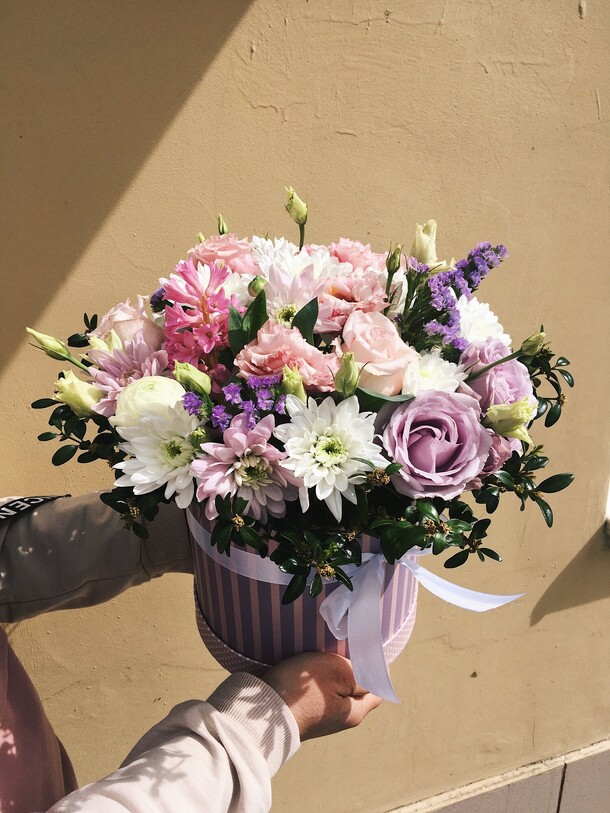 Коробка "селебрити", артикул F1127896 - 4470 рублей, доставка по городу. Flawery - доставка цветов