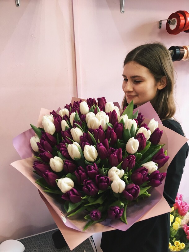 75 тюльпанов, артикул F1166826 - 14750 рублей, доставка по городу. Flawery - доставка цветов